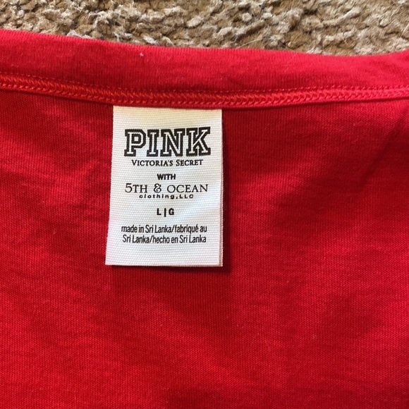 PINK Wisconsin Badgers Jump Around T-Shirt - Picture 2 of 3